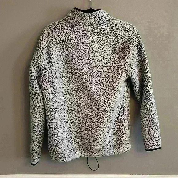 Victoria's Secret PINK Fleece sweatshirt - Picture 6 of 13